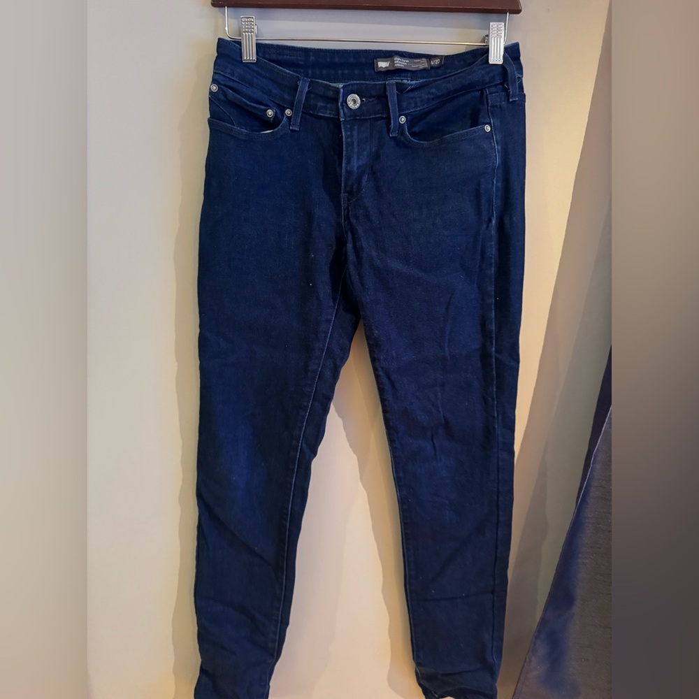 Women’s Dark Blue Levi’s Jeans